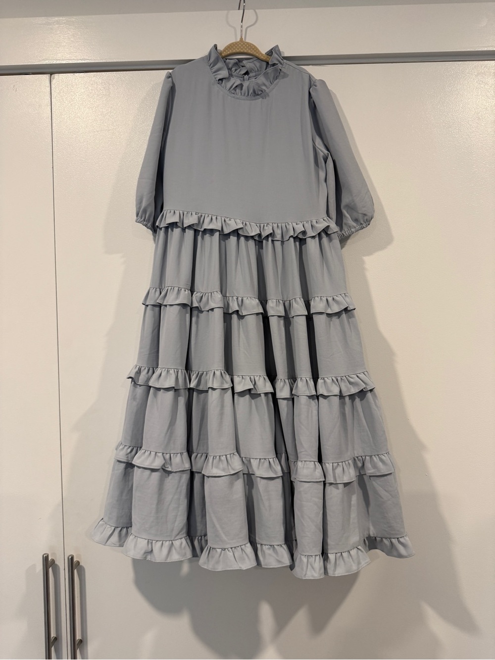 Girls beautiful ruffled dress WORN ONCE